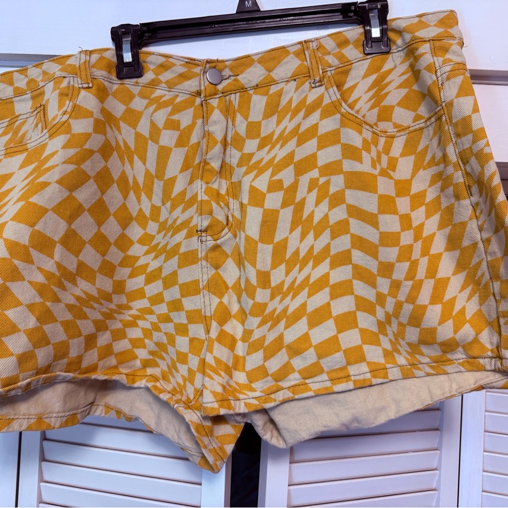 SHEIN Yellow Jean Shorts Bold Retro Style